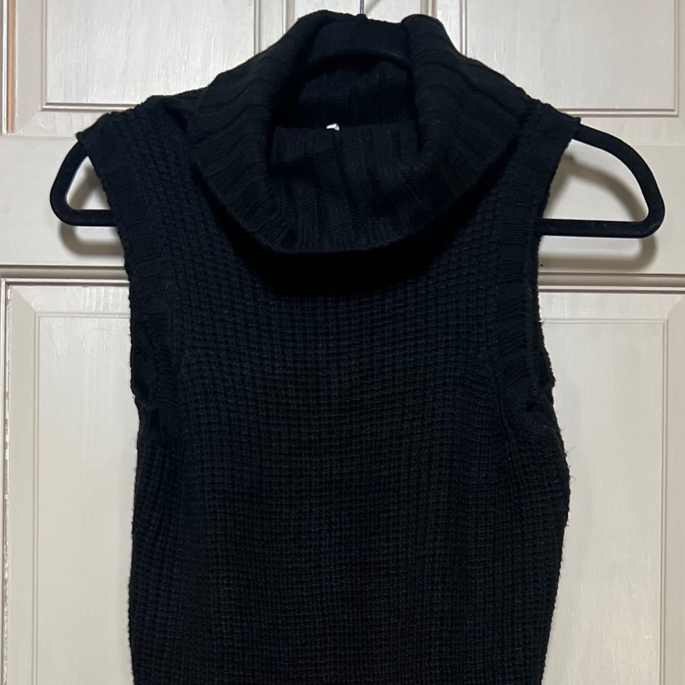 Sleeveless sweater dress